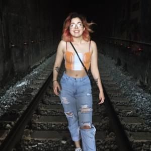 Meet your Posher, Alexandra